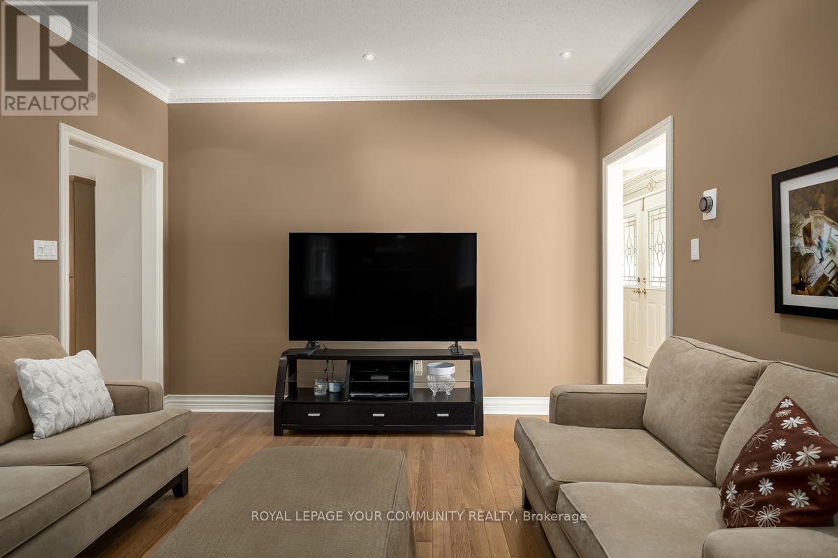 58 Brimwood Court, Pickering (Rougemount), Ontario  L1V 6L1 - Photo 18 - E12461218