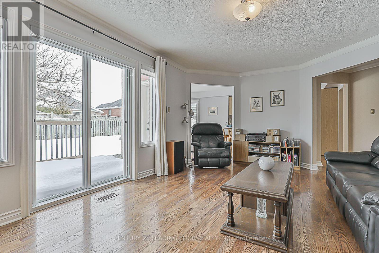30 Wigston Court, Whitby (Rolling Acres), Ontario  L1R 2B9 - Photo 13 - E12461249