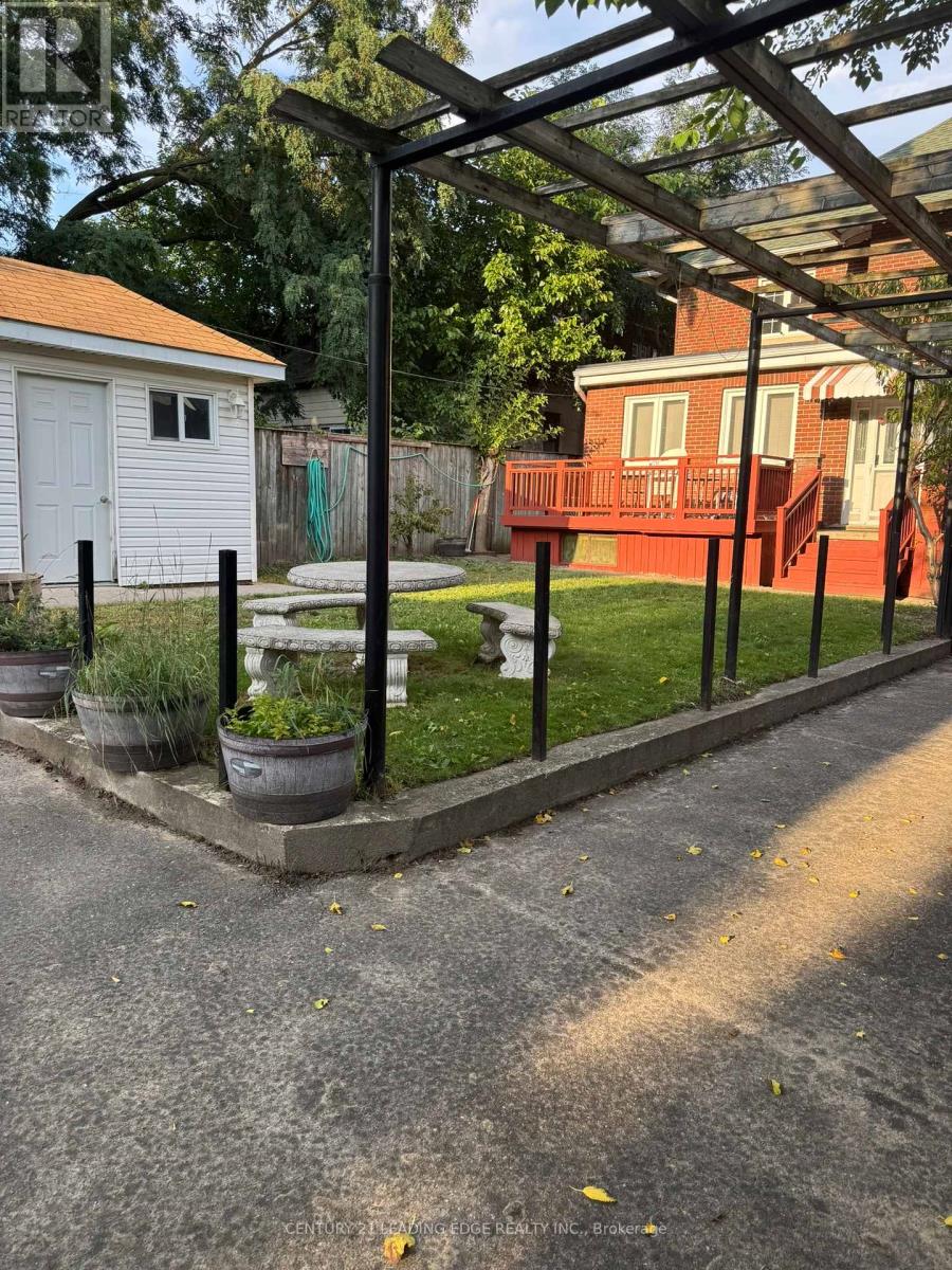 1274 Broadview Avenue, Toronto, Ontario  M4K 2T4 - Photo 45 - E12461264