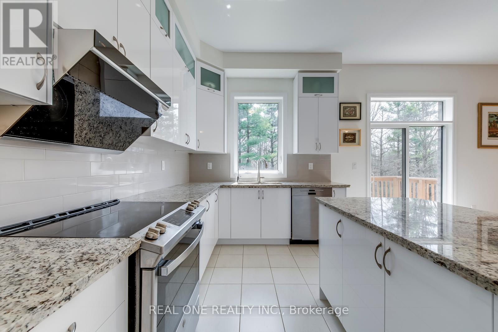 39 Stauffer Road, Brantford, Ontario  N3V 0B2 - Photo 16 - X12461084
