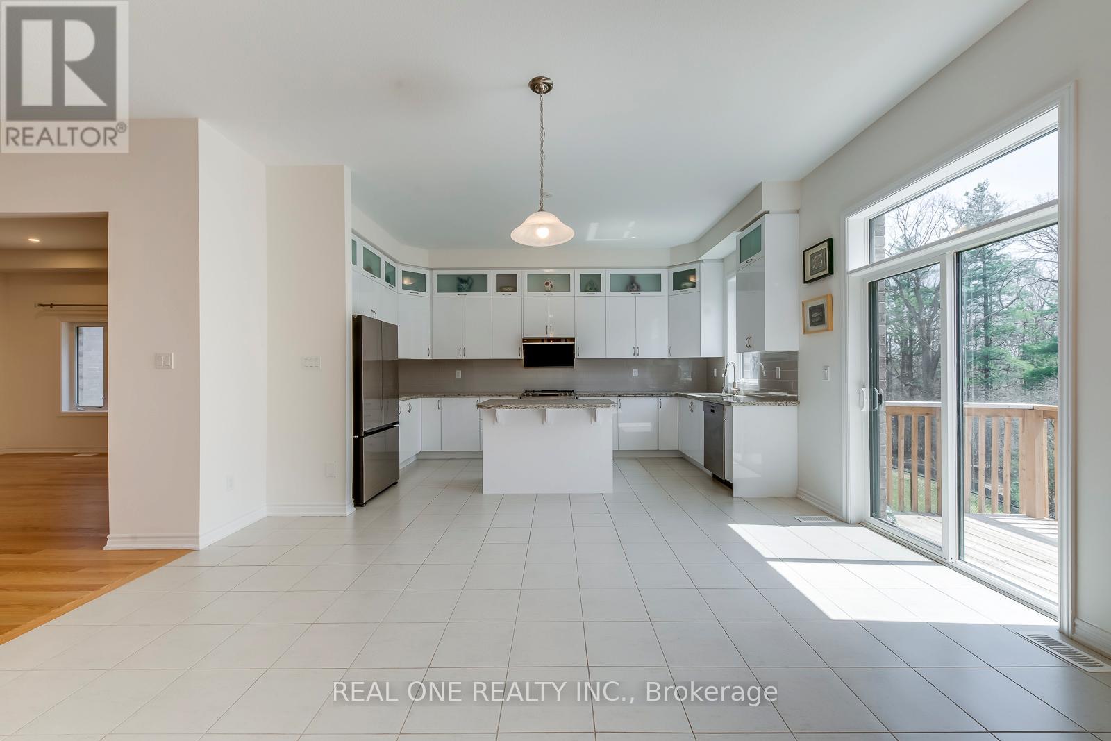 39 Stauffer Road, Brantford, Ontario  N3V 0B2 - Photo 19 - X12461099