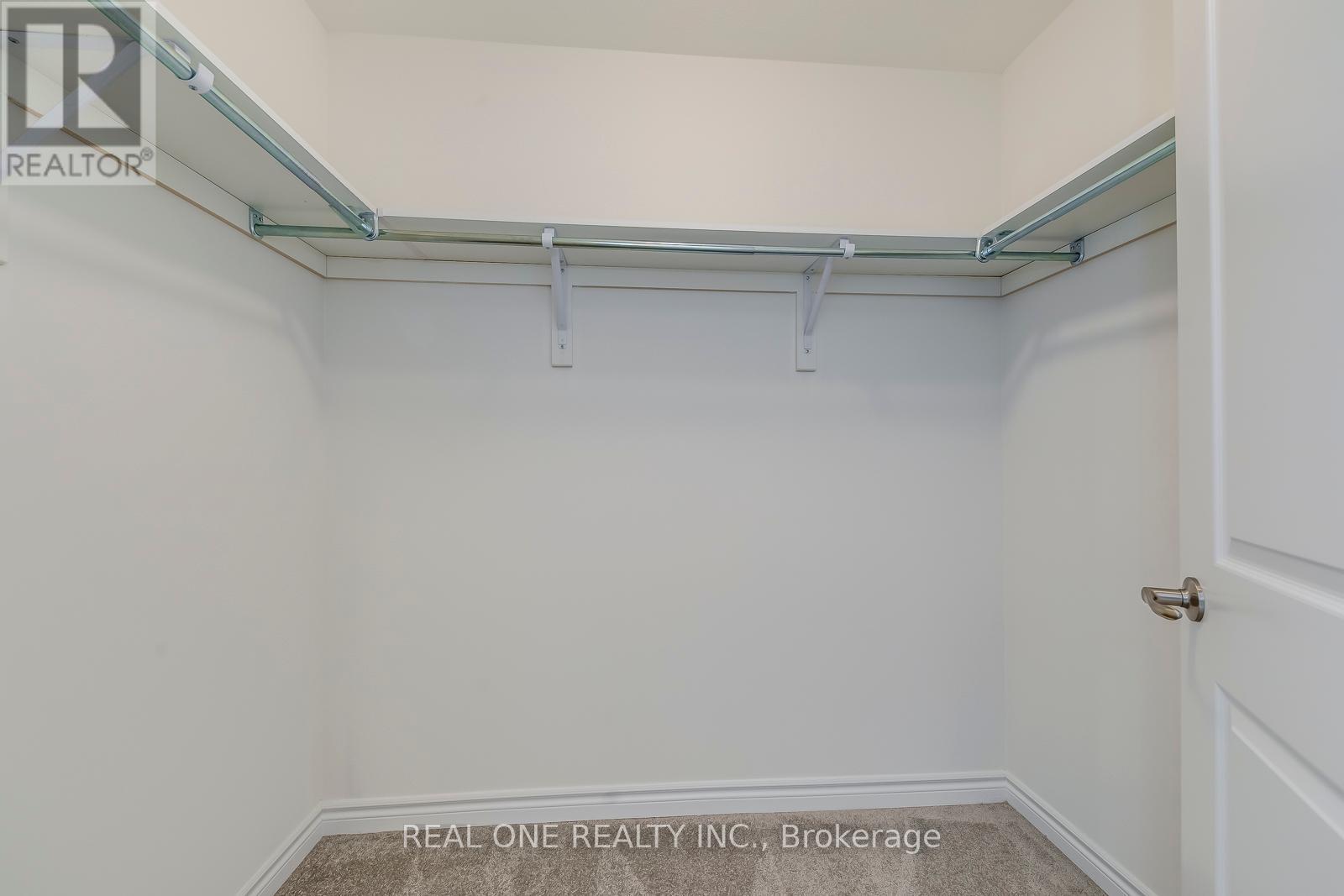 39 Stauffer Road, Brantford, Ontario  N3V 0B2 - Photo 33 - X12461099