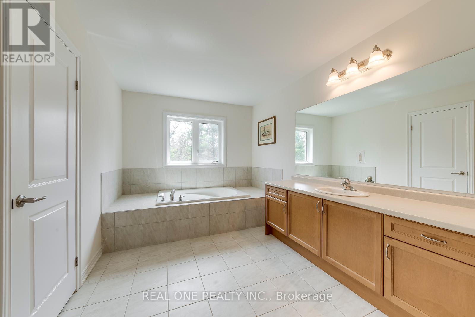 39 Stauffer Road, Brantford, Ontario  N3V 0B2 - Photo 35 - X12461099