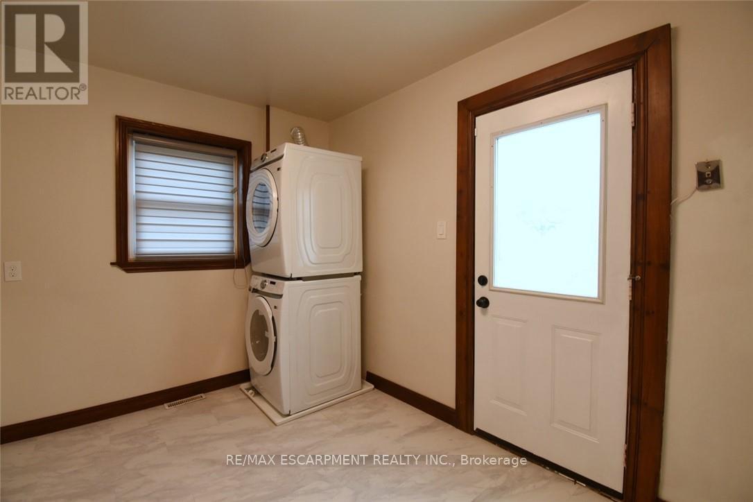 133 Fennell Avenue E, Hamilton, Ontario  L9A 1S2 - Photo 16 - X12461130