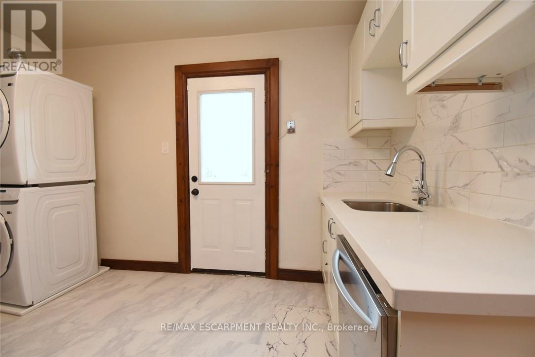 133 Fennell Avenue E, Hamilton, Ontario  L9A 1S2 - Photo 19 - X12461130