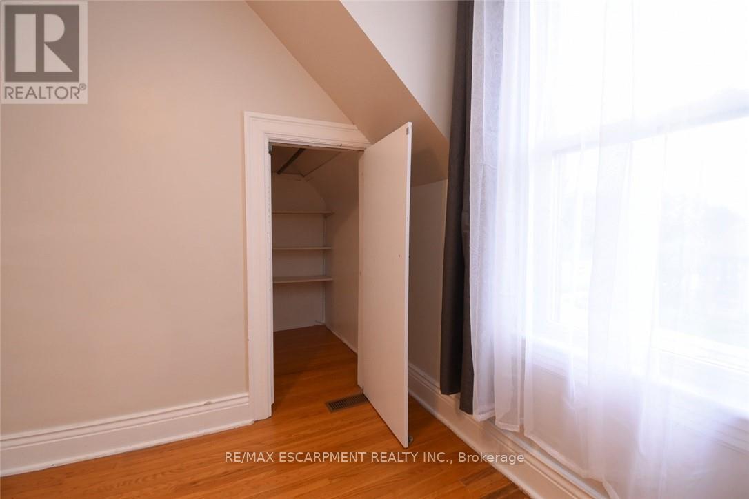 133 Fennell Avenue E, Hamilton, Ontario  L9A 1S2 - Photo 26 - X12461130