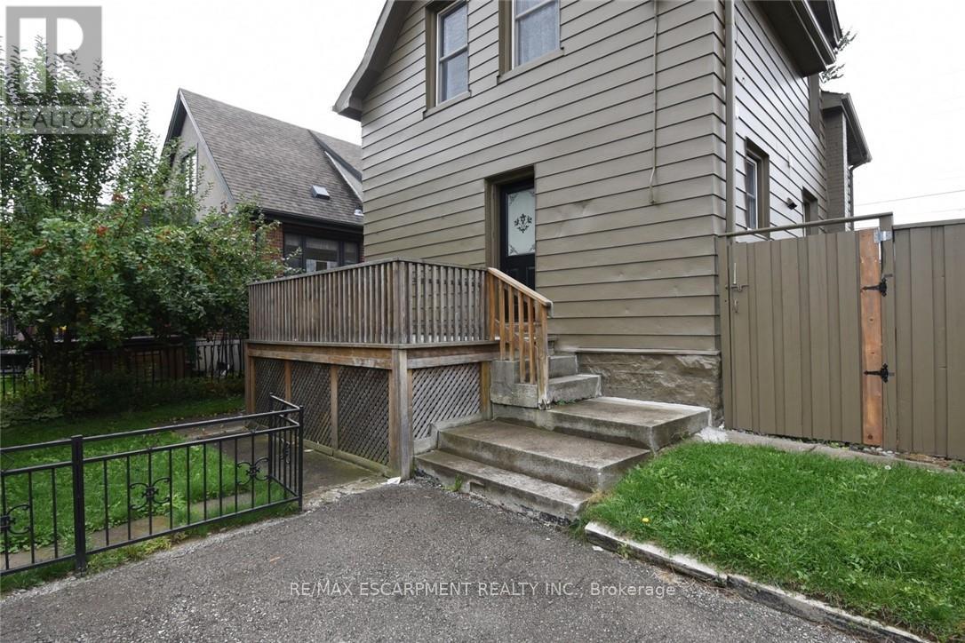 133 Fennell Avenue E, Hamilton, Ontario  L9A 1S2 - Photo 49 - X12461130