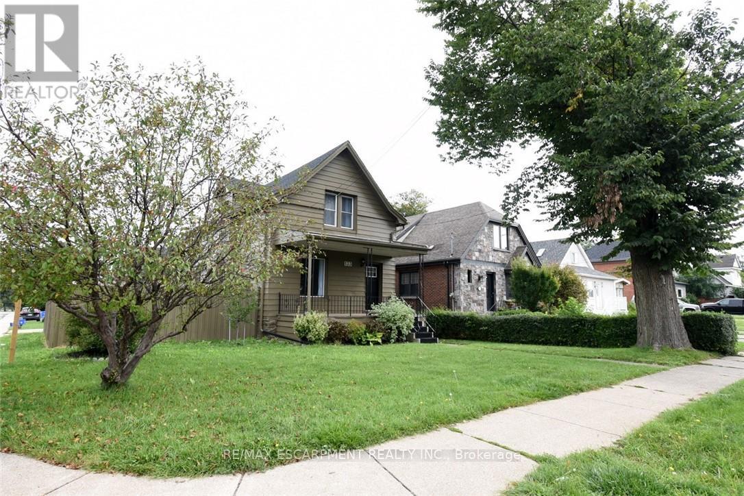 133 Fennell Avenue E, Hamilton, Ontario  L9A 1S2 - Photo 5 - X12461130