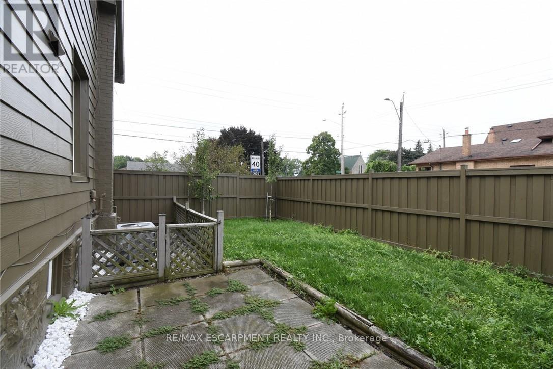 133 Fennell Avenue E, Hamilton, Ontario  L9A 1S2 - Photo 50 - X12461130