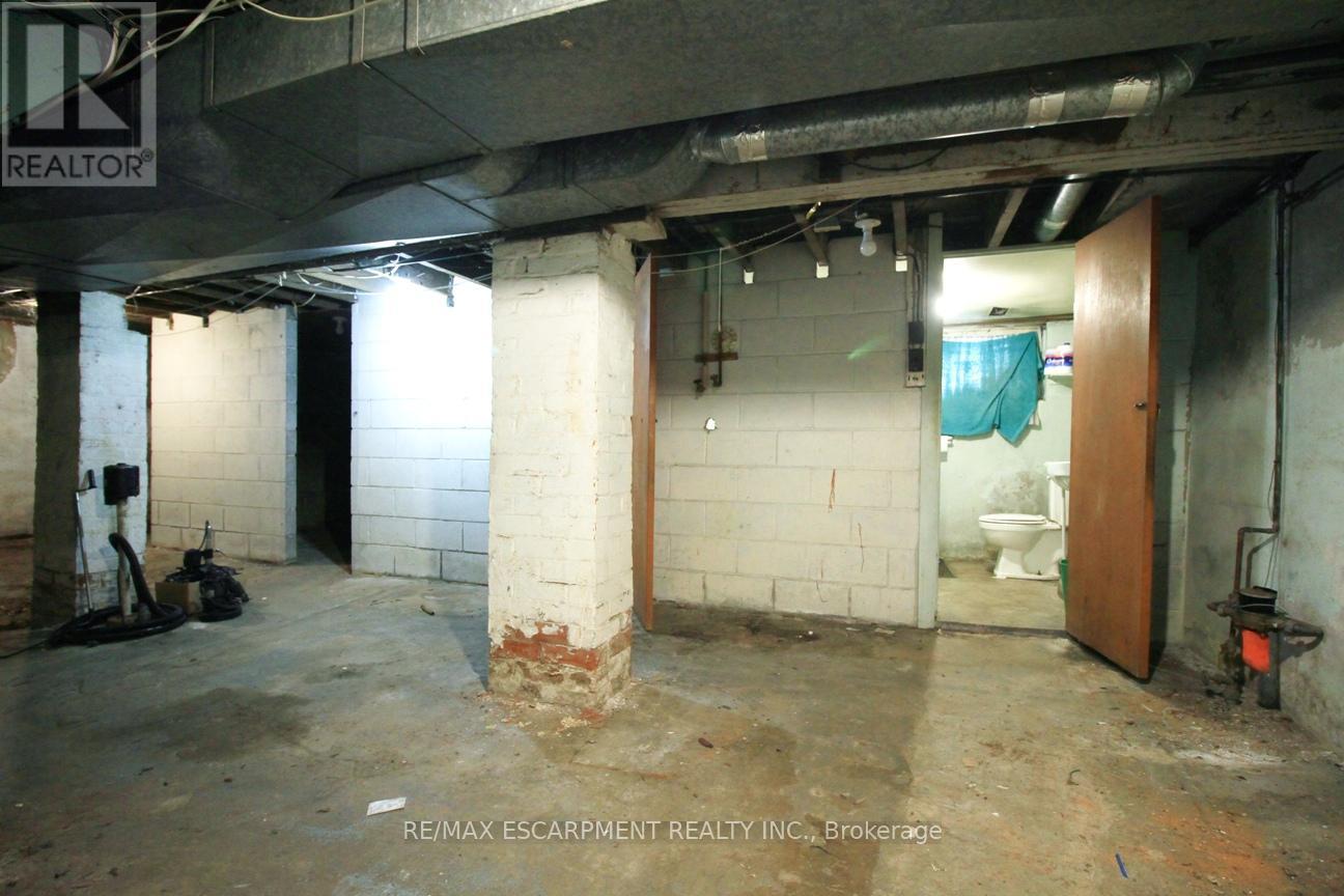 112 Kensington Avenue N, Hamilton (Crown Point), Ontario  L8L 7N2 - Photo 27 - X12461154