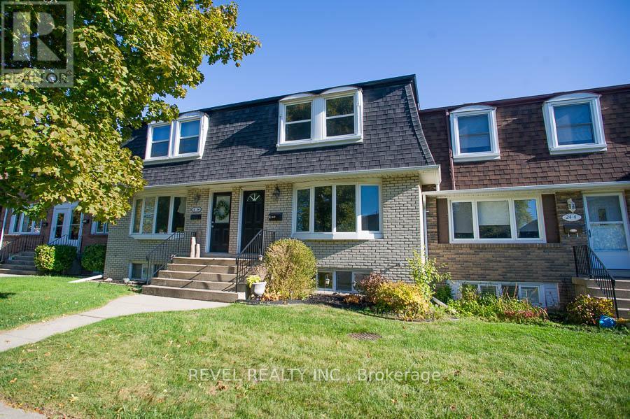 5 - 24 COACHWOOD ROAD, Brantford, Ontario