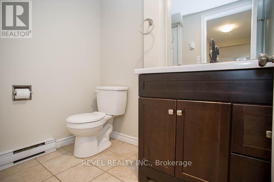 5 - 24 Coachwood Road, Brantford, Ontario  N3R 3R4 - Photo 20 - X12461163