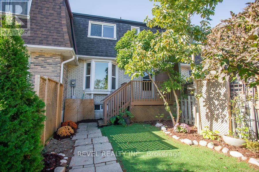 5 - 24 Coachwood Road, Brantford, Ontario  N3R 3R4 - Photo 22 - X12461163