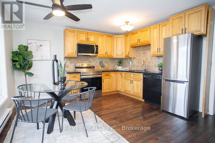 5 - 24 Coachwood Road, Brantford, Ontario  N3R 3R4 - Photo 8 - X12461163