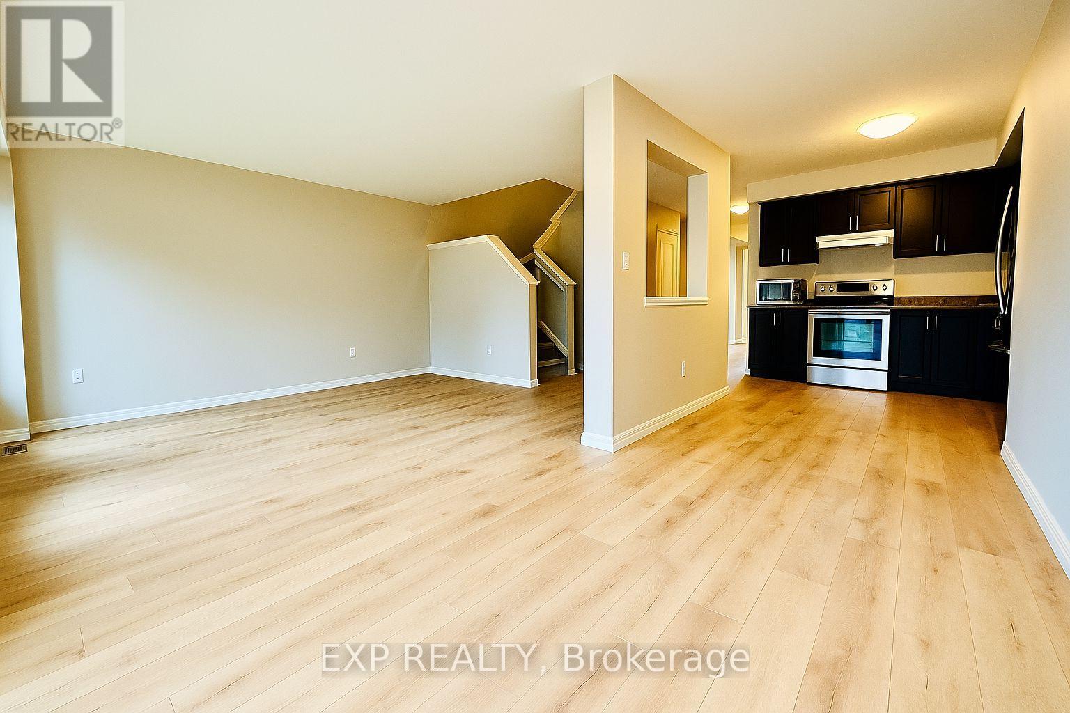 B6 - 6 Upper Mercer Street E, Kitchener, Ontario  N2A 0E4 - Photo 10 - X12461174