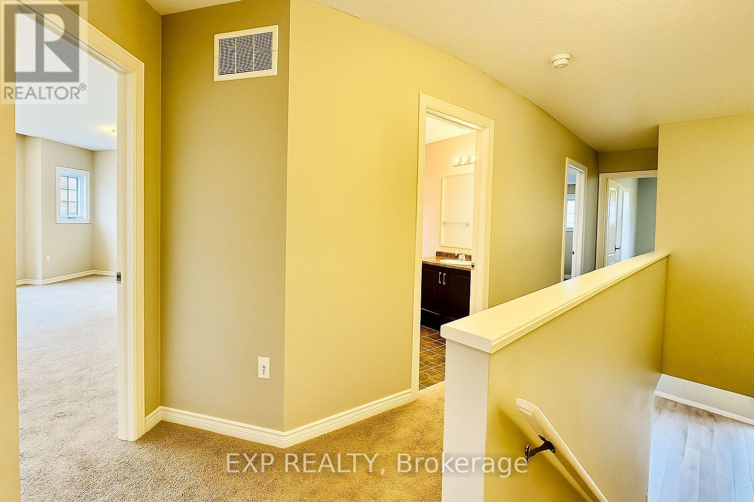 B6 - 6 Upper Mercer Street E, Kitchener, Ontario  N2A 0E4 - Photo 11 - X12461174