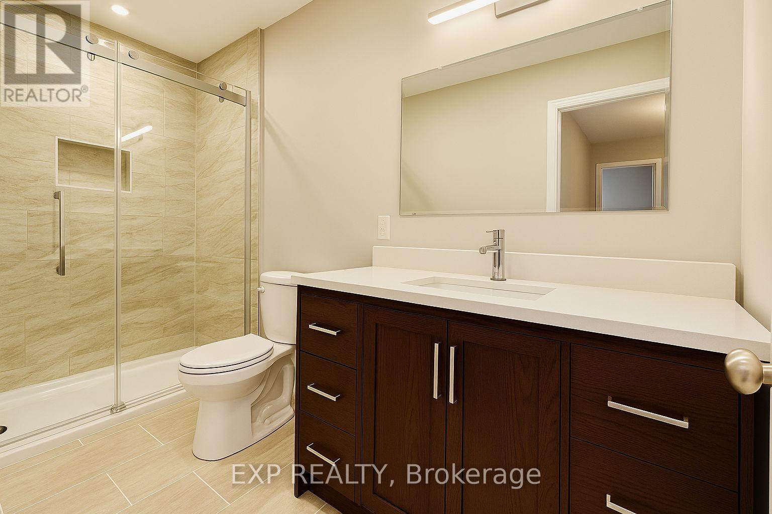 B6 - 6 Upper Mercer Street E, Kitchener, Ontario  N2A 0E4 - Photo 15 - X12461174