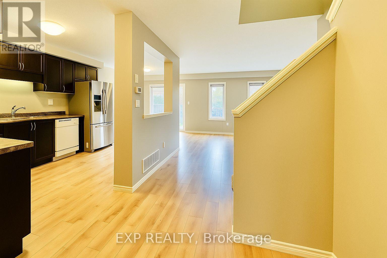 B6 - 6 Upper Mercer Street E, Kitchener, Ontario  N2A 0E4 - Photo 4 - X12461174
