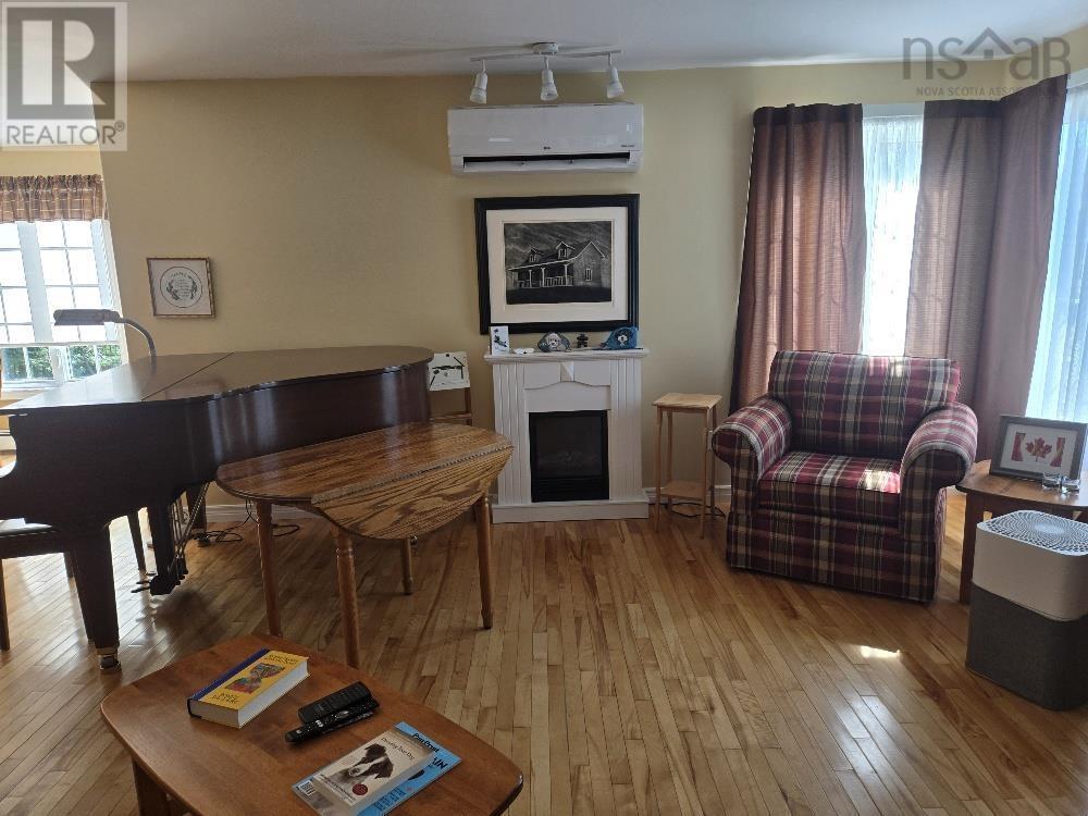 40 Silverwood Dr., Valley, Nova Scotia  B2N 6Y6 - Photo 9 - 202524006