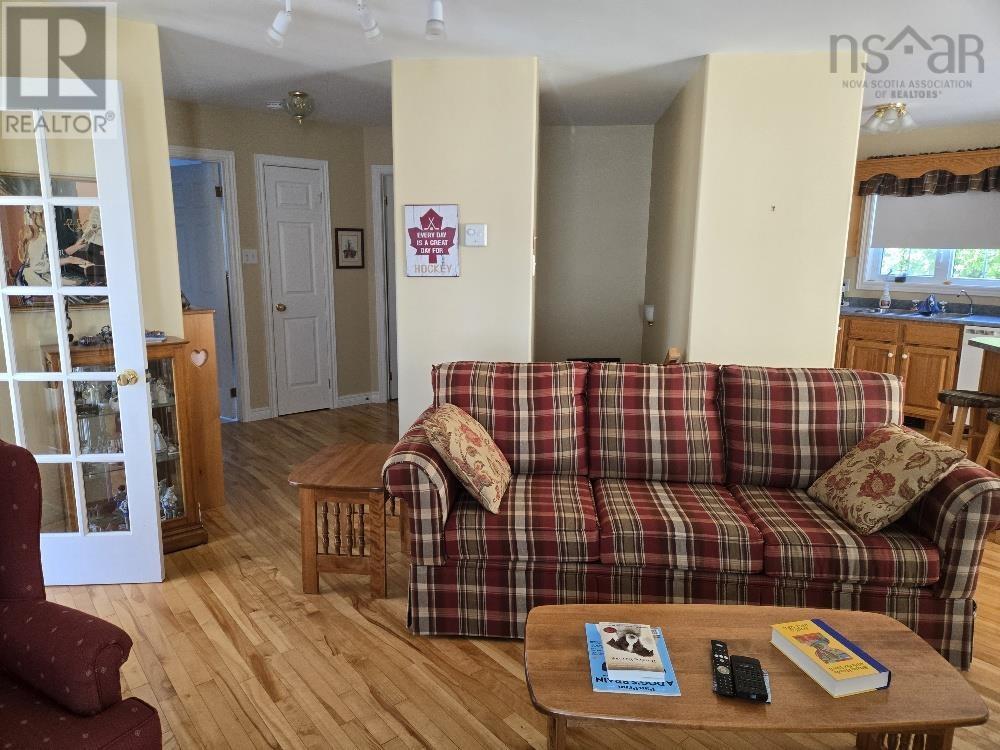 40 Silverwood Dr., Valley, Nova Scotia  B2N 6Y6 - Photo 10 - 202524006