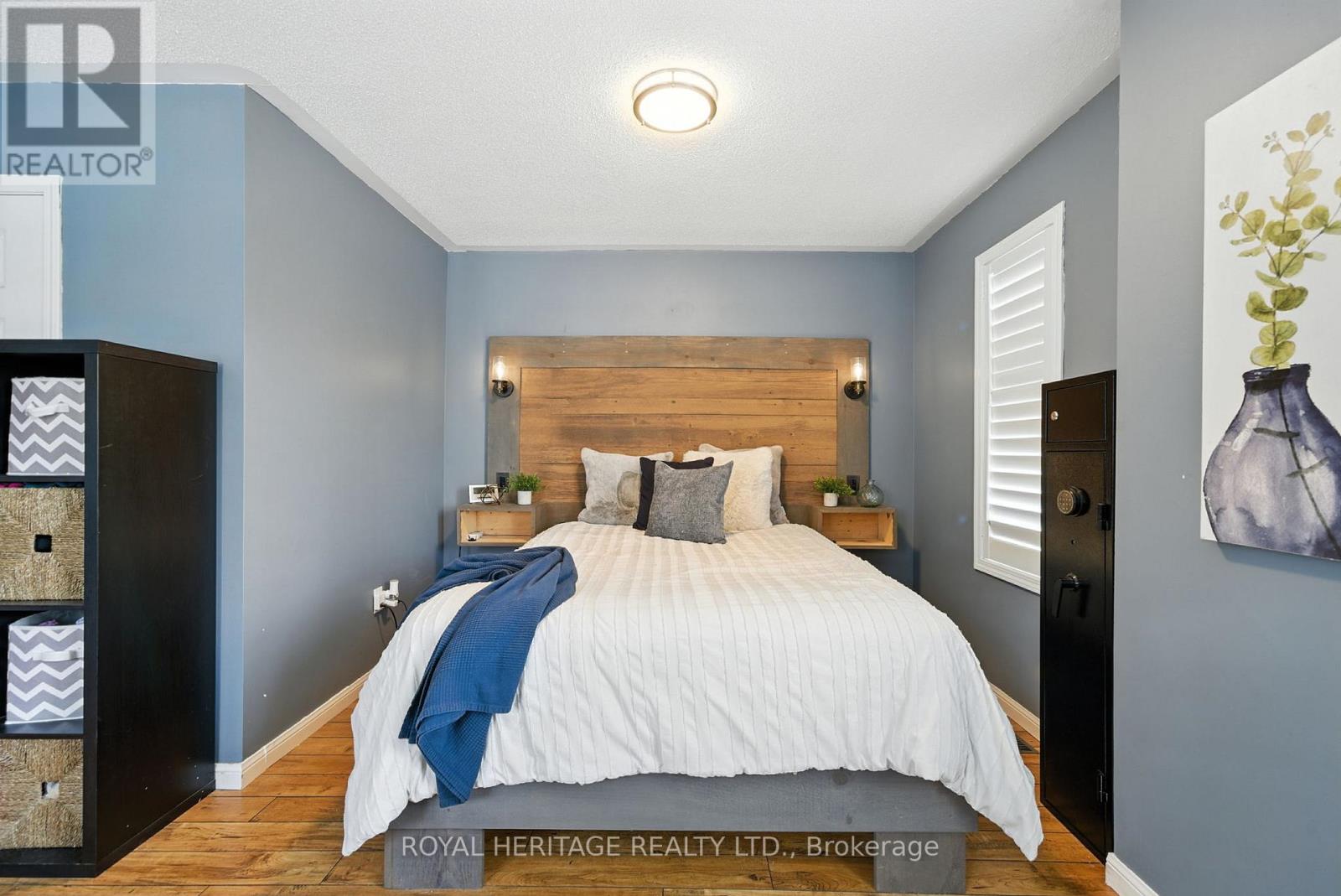 337 Ferndale Drive S, Barrie (Ardagh), Ontario  L4N 9Y6 - Photo 12 - S12461284