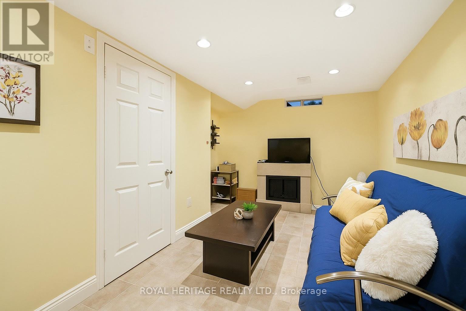 337 Ferndale Drive S, Barrie (Ardagh), Ontario  L4N 9Y6 - Photo 20 - S12461284