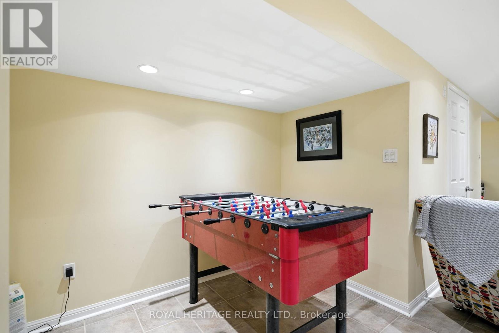 337 Ferndale Drive S, Barrie (Ardagh), Ontario  L4N 9Y6 - Photo 22 - S12461284