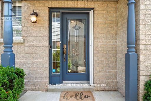 337 Ferndale Drive S, Barrie (Ardagh), Ontario  L4N 9Y6 - Photo 3 - S12461284