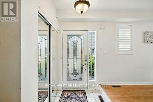 337 Ferndale Drive S, Barrie (Ardagh), Ontario  L4N 9Y6 - Photo 4 - S12461284