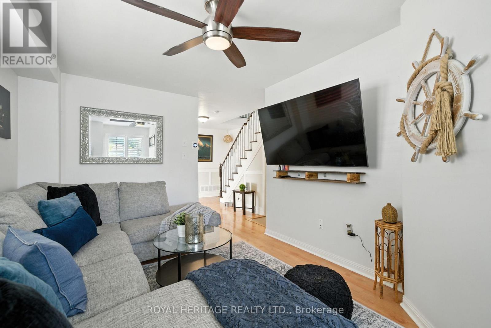 337 Ferndale Drive S, Barrie (Ardagh), Ontario  L4N 9Y6 - Photo 8 - S12461284