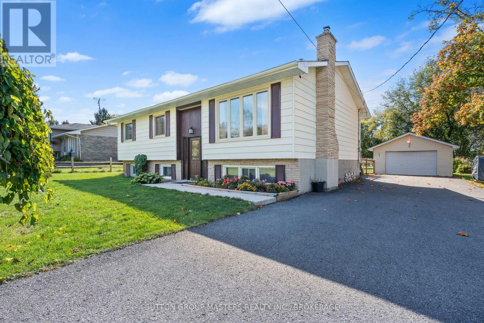 230 Old Hamburg Road, Greater Napanee, Ontario  K7R 3K7 - Photo 1 - X12461282