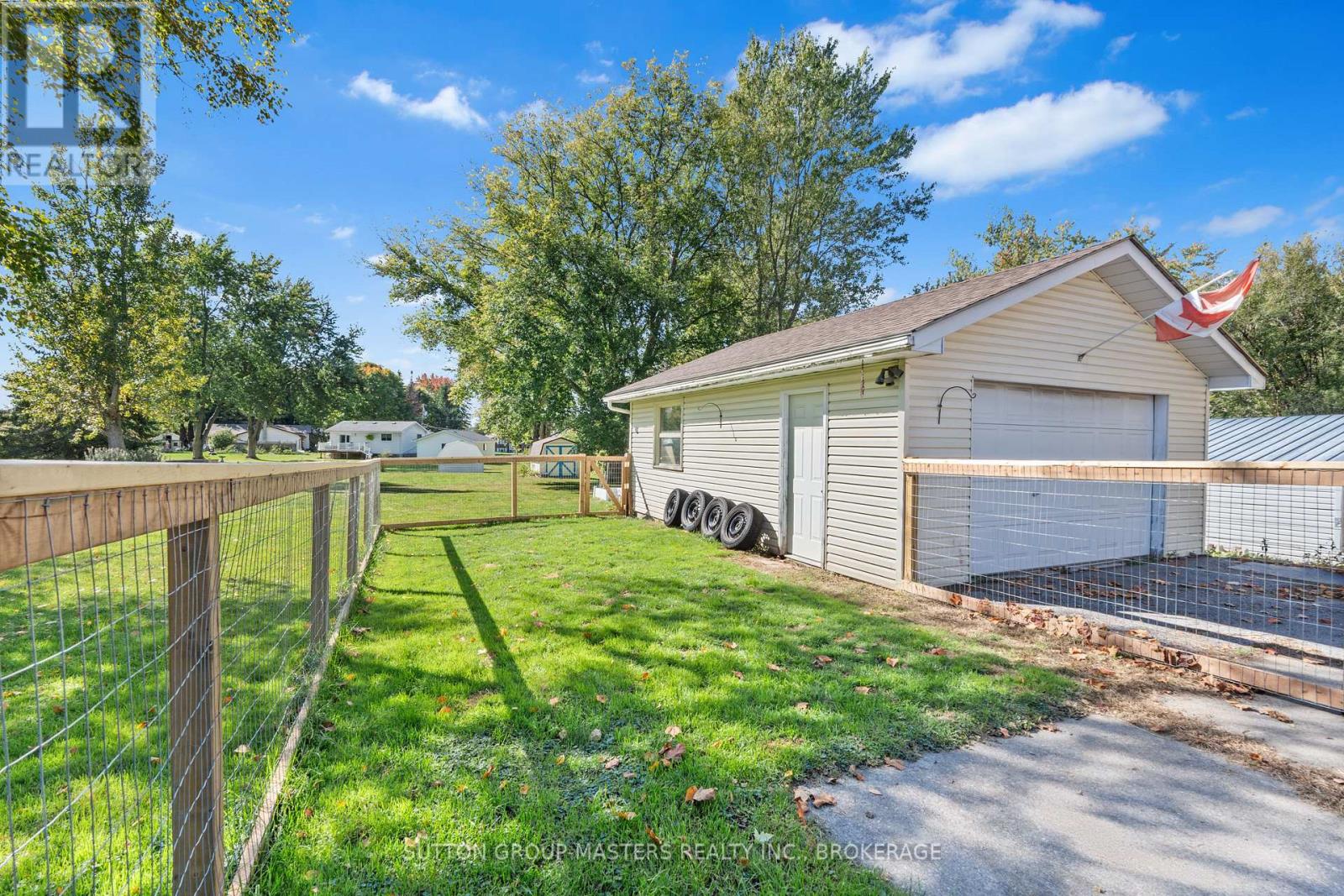 230 Old Hamburg Road, Greater Napanee, Ontario  K7R 3K7 - Photo 11 - X12461282