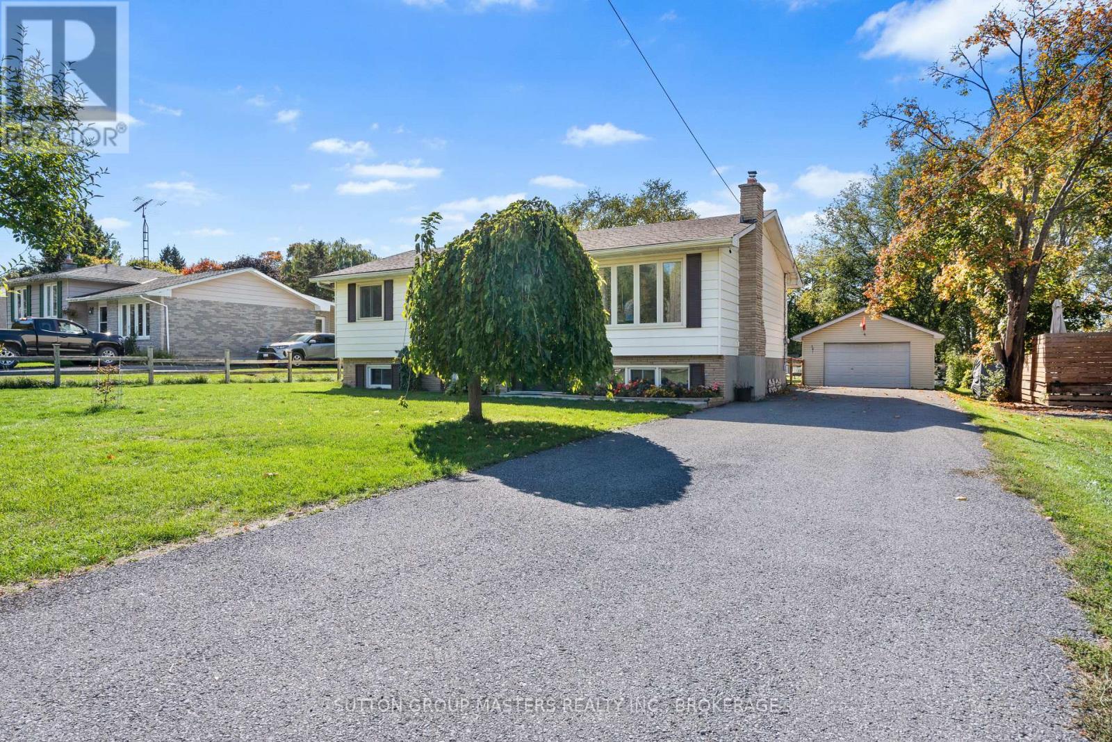 230 Old Hamburg Road, Greater Napanee, Ontario  K7R 3K7 - Photo 2 - X12461282
