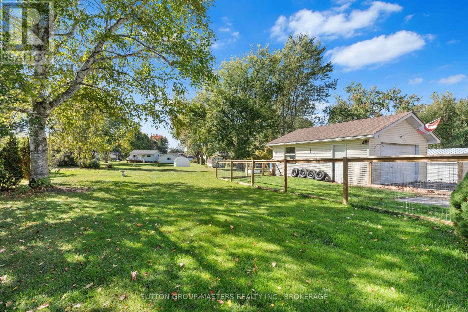 230 Old Hamburg Road, Greater Napanee, Ontario  K7R 3K7 - Photo 6 - X12461282