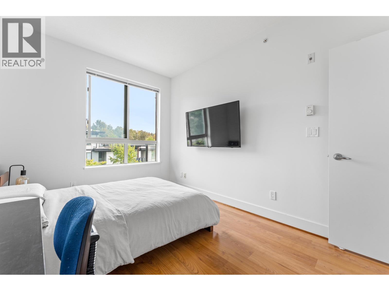 505 7428 Byrnepark Walk, Burnaby, British Columbia  V3N 0B4 - Photo 11 - R3057915
