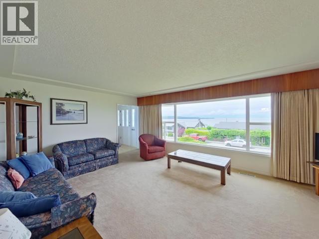 3926 Manitoba Ave, Powell River, British Columbia  V8A 2H9 - Photo 5 - 18999