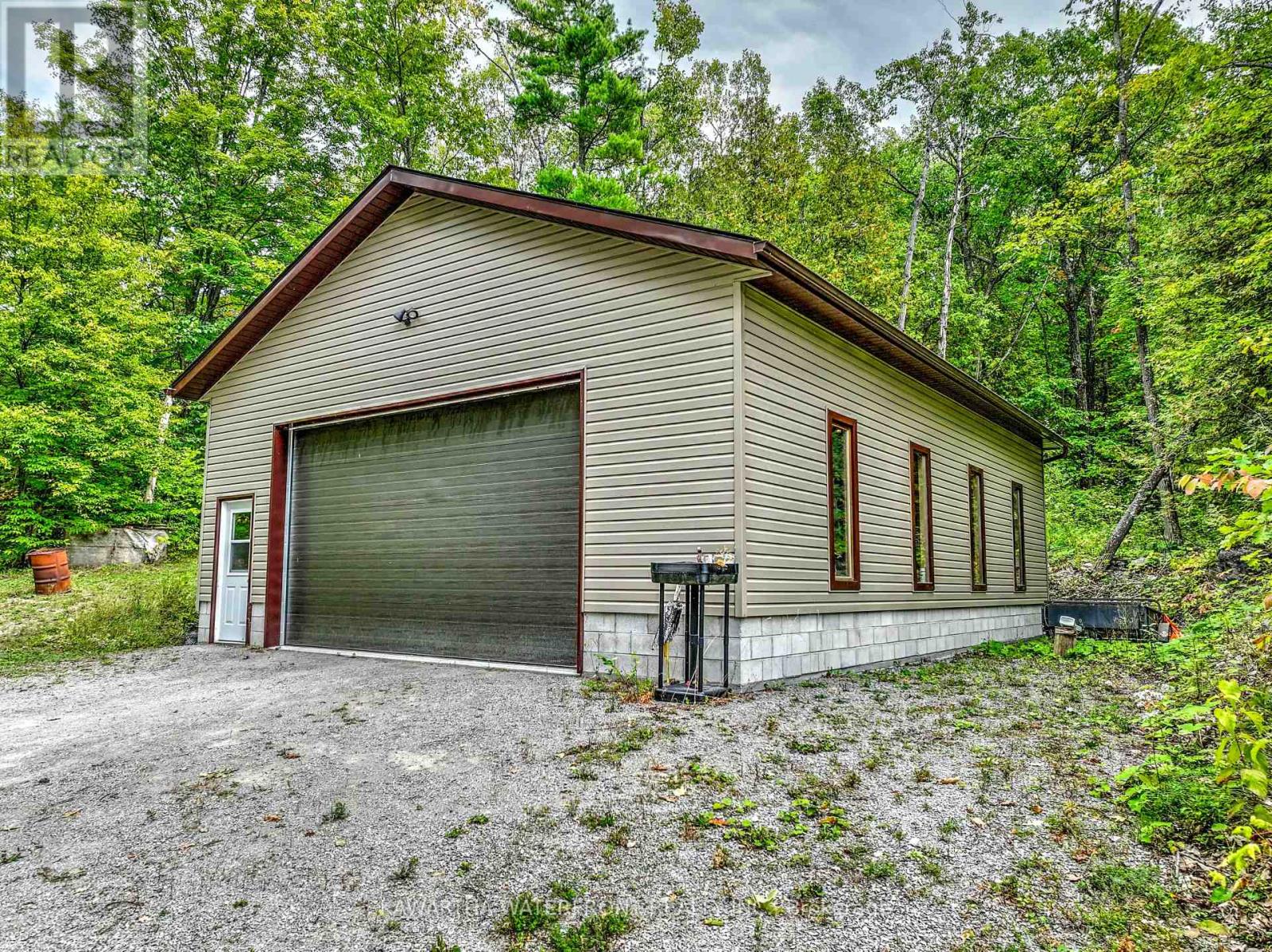 31 Shadow Lake 40 Road, Kawartha Lakes, Ontario  K0M 1K0 - Photo 32 - X12461344