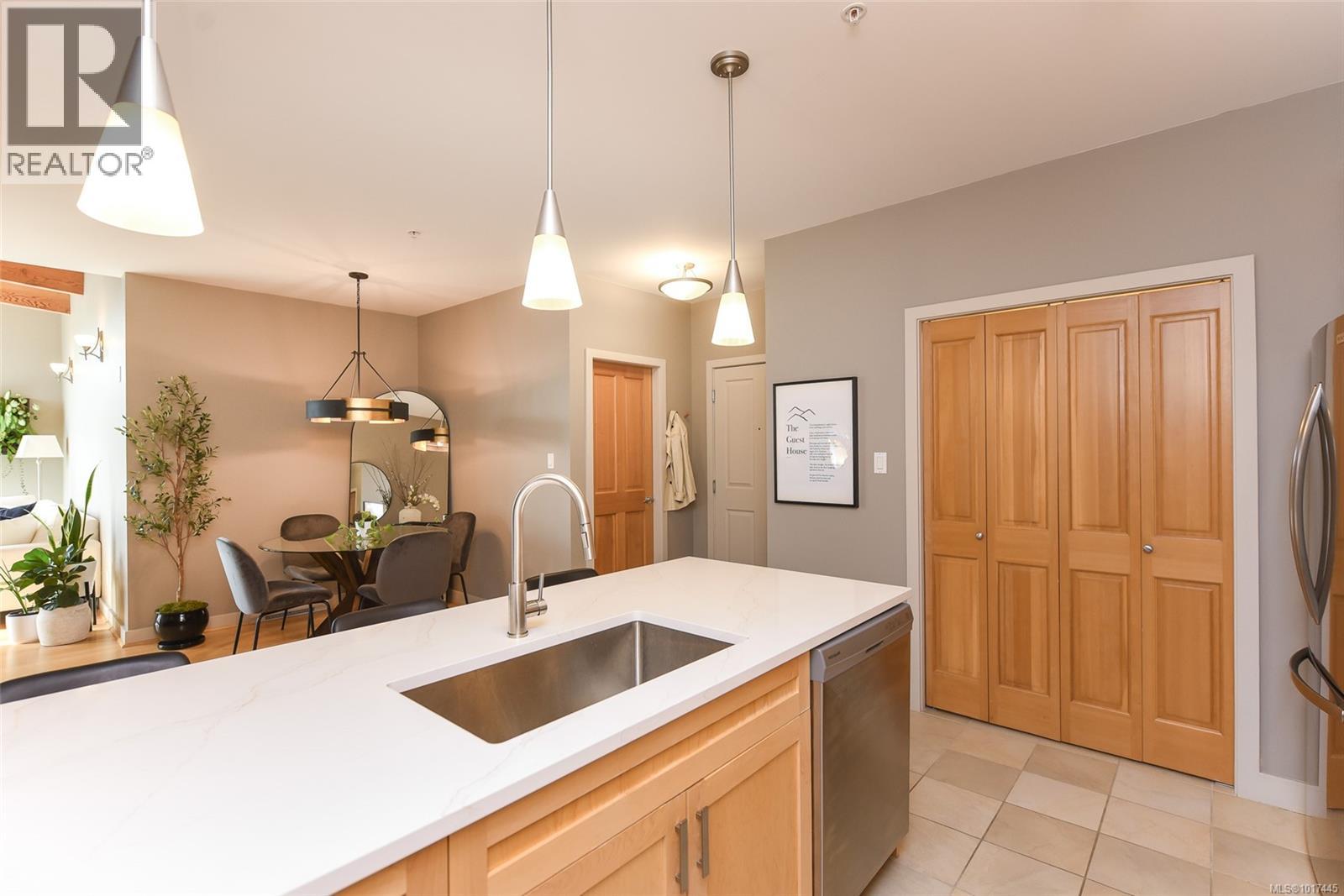 142 2300 Mansfield Dr, Courtenay, British Columbia  V9N 3S3 - Photo 22 - 1017445
