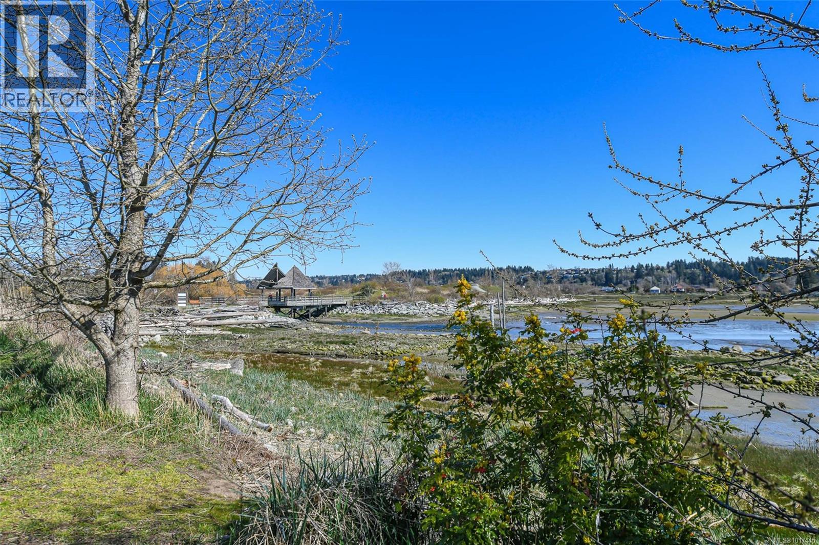 142 2300 Mansfield Dr, Courtenay, British Columbia  V9N 3S3 - Photo 72 - 1017445