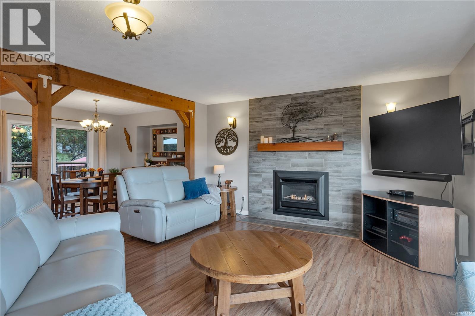 692 Eland Dr, Campbell River, British Columbia  V9W 6Y2 - Photo 3 - 1016106