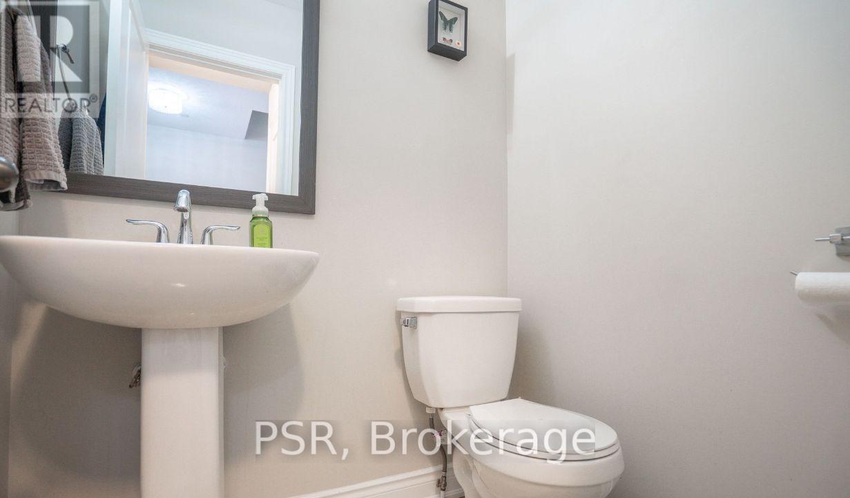 29 - 1331 Major Mackenzie Drive W, Vaughan, Ontario  L6A 4W4 - Photo 11 - N12461227