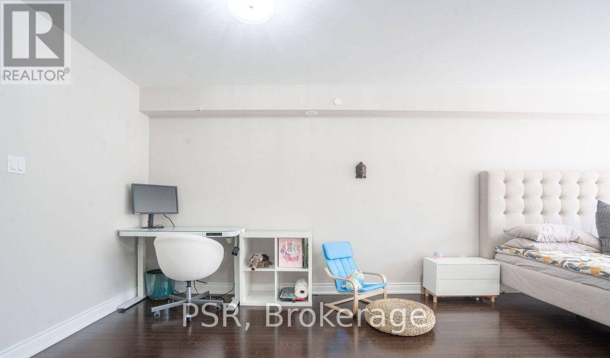 29 - 1331 Major Mackenzie Drive W, Vaughan, Ontario  L6A 4W4 - Photo 15 - N12461227