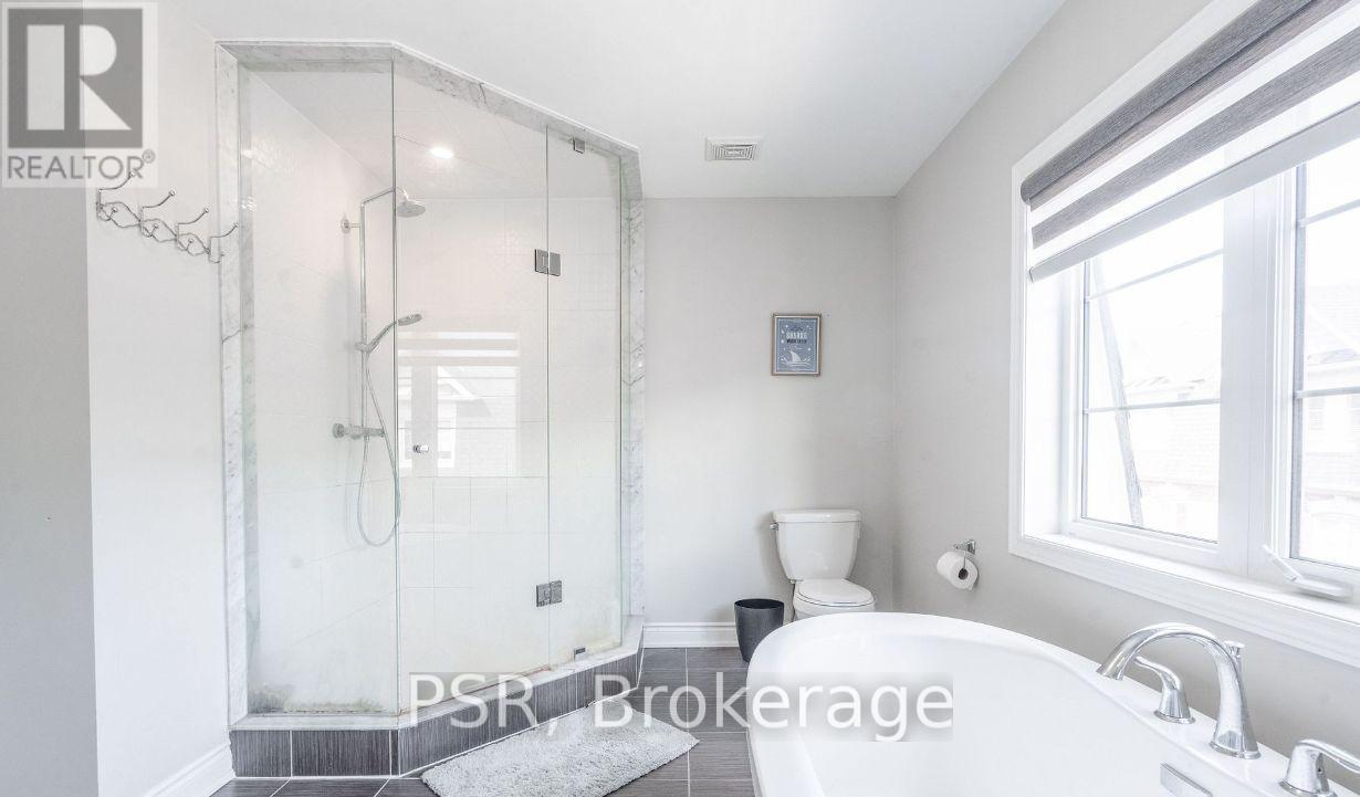 29 - 1331 Major Mackenzie Drive W, Vaughan, Ontario  L6A 4W4 - Photo 18 - N12461227