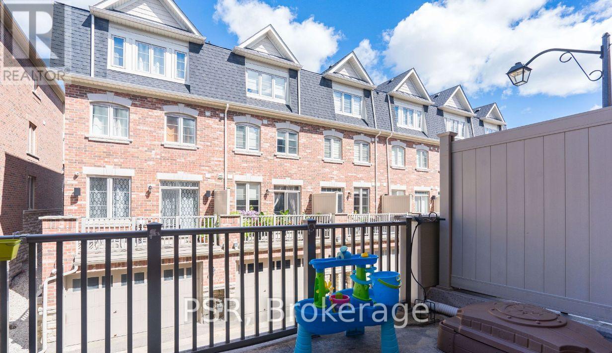 29 - 1331 Major Mackenzie Drive W, Vaughan, Ontario  L6A 4W4 - Photo 28 - N12461227