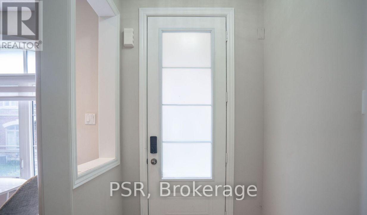 29 - 1331 Major Mackenzie Drive W, Vaughan, Ontario  L6A 4W4 - Photo 3 - N12461227