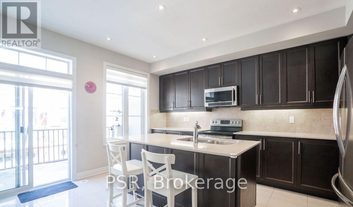 29 - 1331 Major Mackenzie Drive W, Vaughan, Ontario  L6A 4W4 - Photo 7 - N12461227