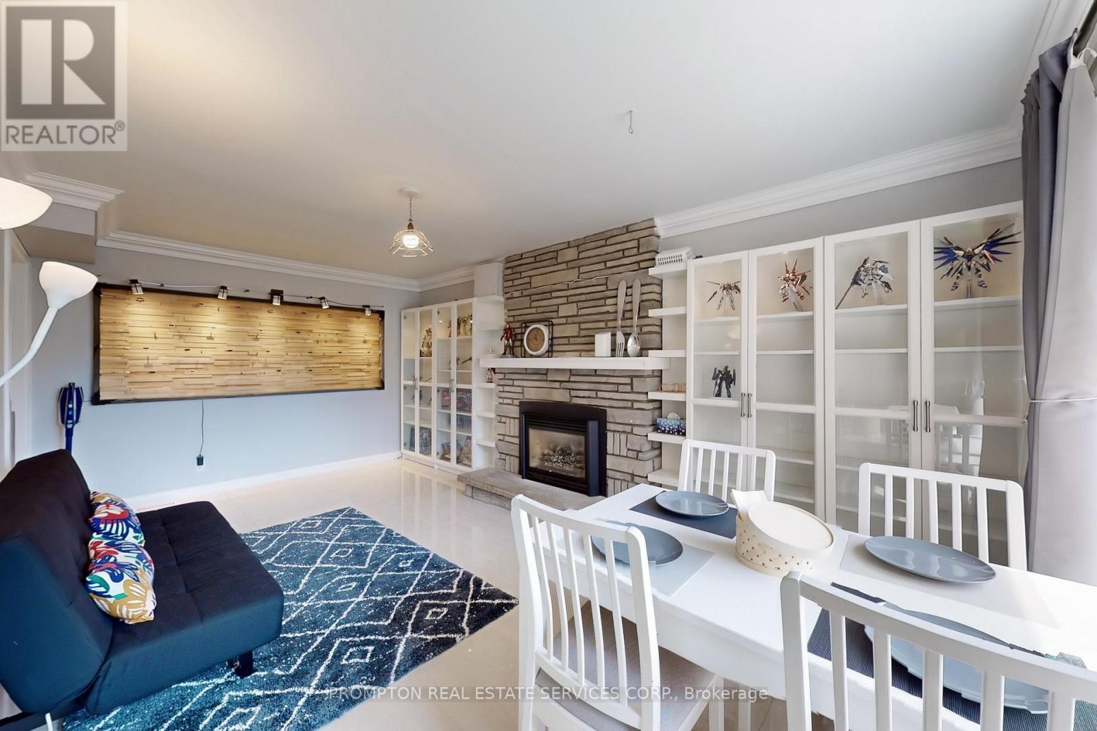 89 Riverglen Drive, Georgina, Ontario  L4P 3K7 - Photo 13 - N12461248