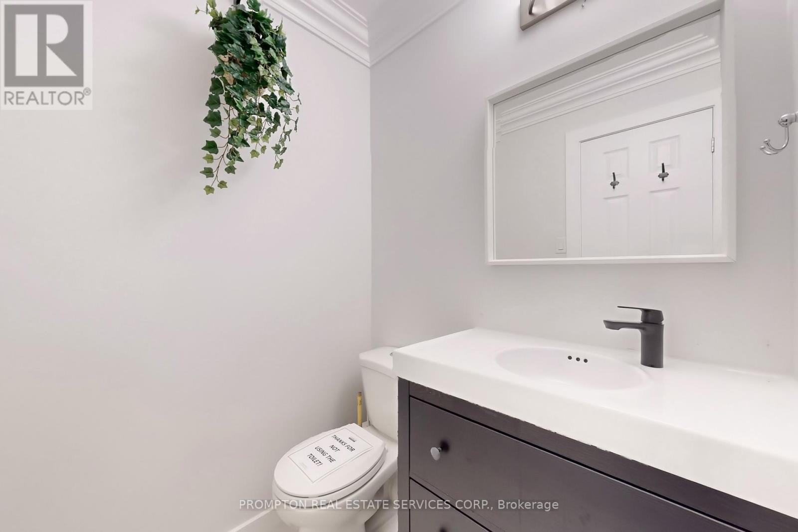 89 Riverglen Drive, Georgina, Ontario  L4P 3K7 - Photo 23 - N12461248