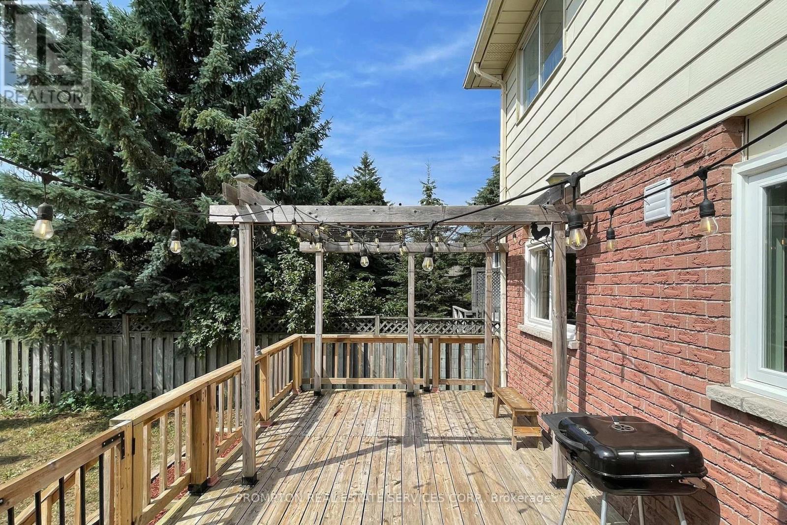 89 Riverglen Drive, Georgina, Ontario  L4P 3K7 - Photo 41 - N12461248