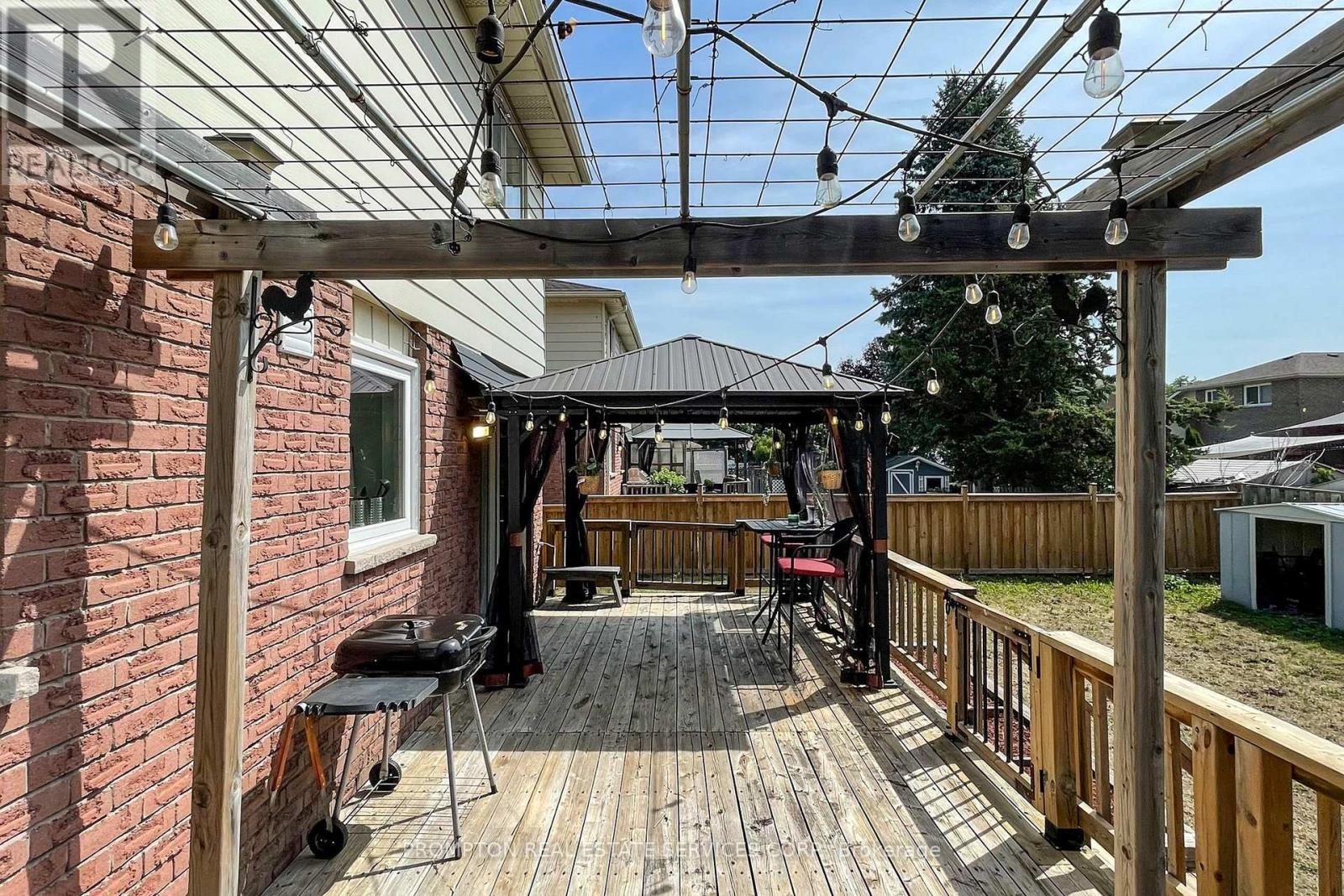 89 Riverglen Drive, Georgina, Ontario  L4P 3K7 - Photo 42 - N12461248